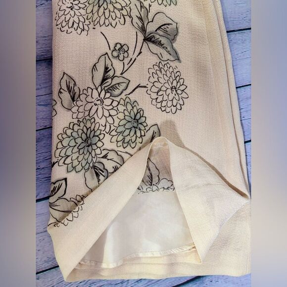 VINTAGE Tommy Bahama Yellow Floral Graphic Print 100% Silk Lightweight Dress S - Picture 7 of 11